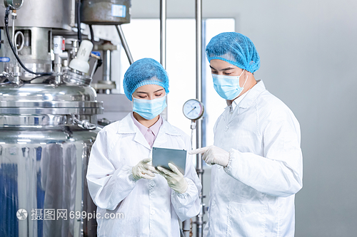 智慧化工 平板電腦賦能技術(shù)工人與軟件開(kāi)發(fā)的創(chuàng)新融合